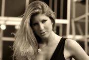 Jennifer StoneƷȫ